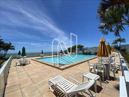 Piscina Adulto e Infantil com Vista Mar