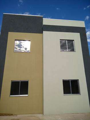 Fachada diferenciada, com textura resistente