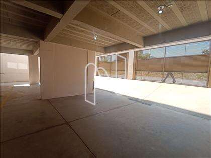 Garagem.