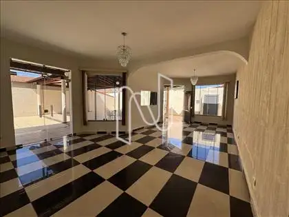 Primeira sala.