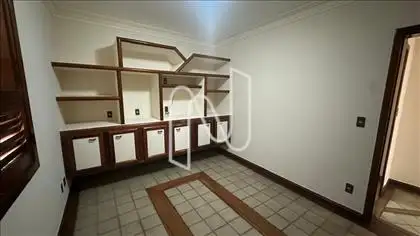 SALA DE TV PARTE TERREA. 