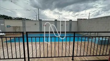 PISCINA 