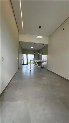 Sala ampla para 2 veiculos 