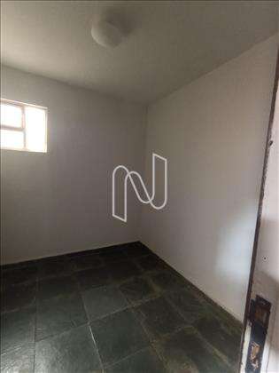Segundo quarto. 