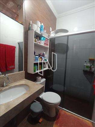 Banheiro da suíte. 