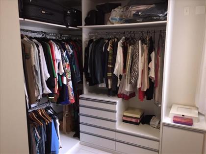 Único com Closet no prédio!