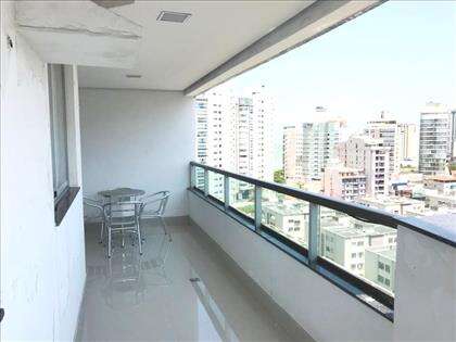 Varandão com ótima ventilação.