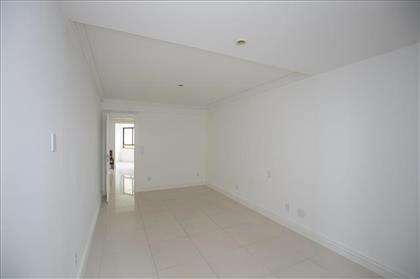suite 02