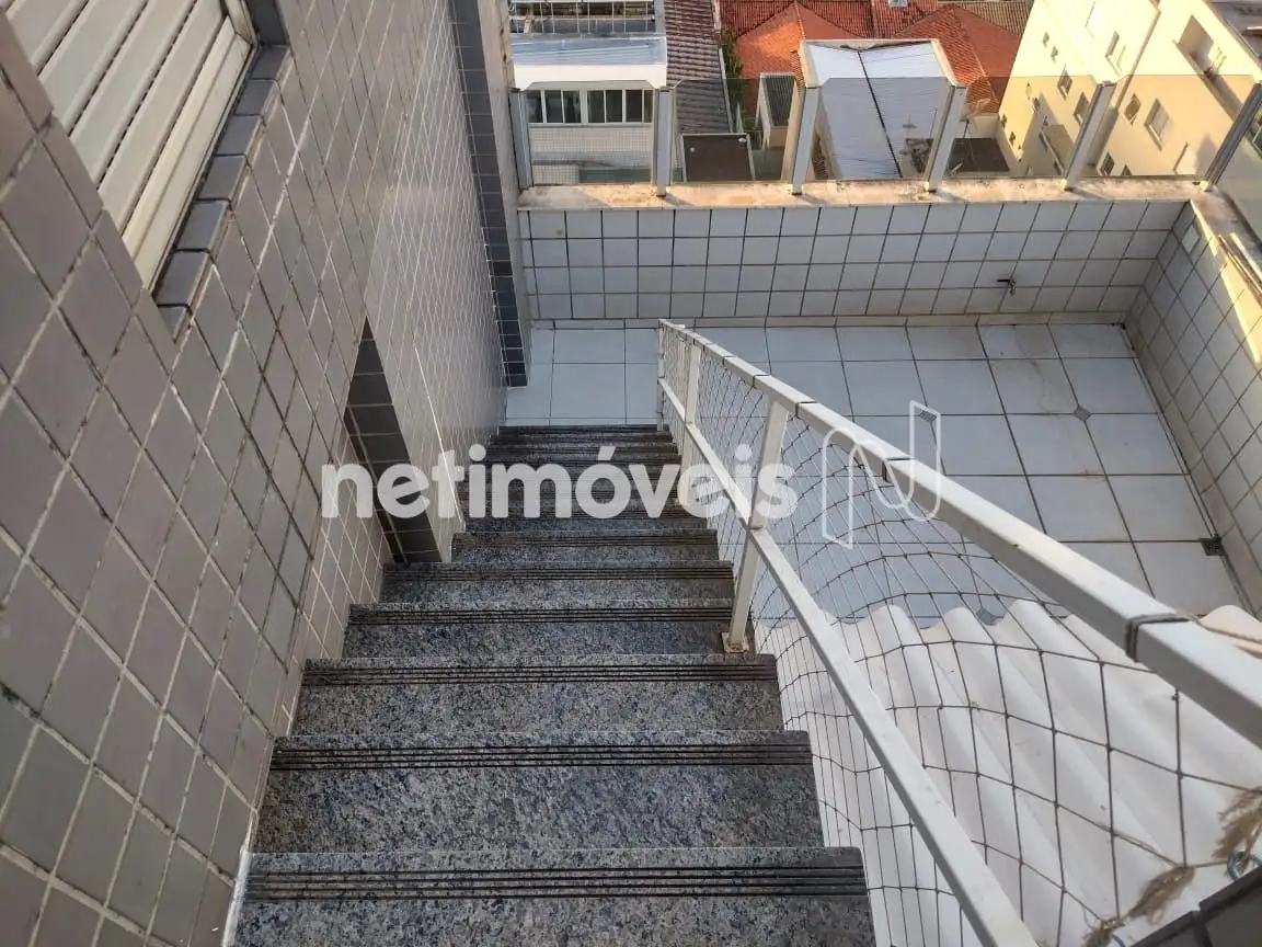 Escada para o terraço