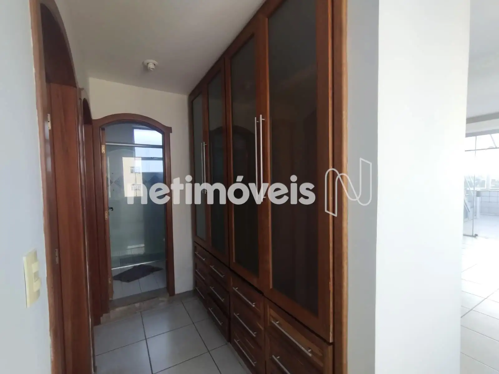 Corredor para os quartos da cobertura