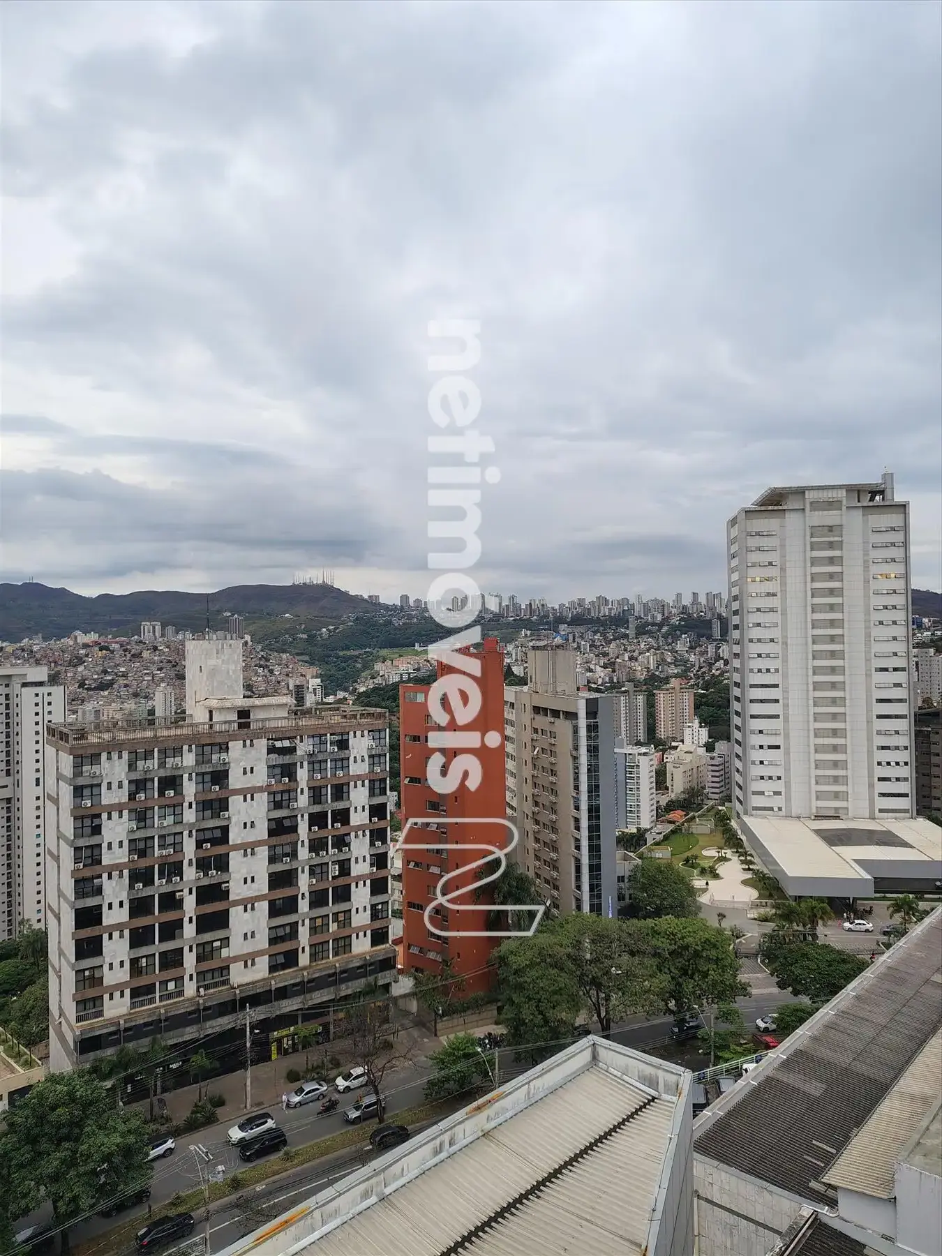 Andar-pilotis para comprar com 181 m², 4 banheiros, 2 vagas em Santo Agostinho, Belo Horizonte