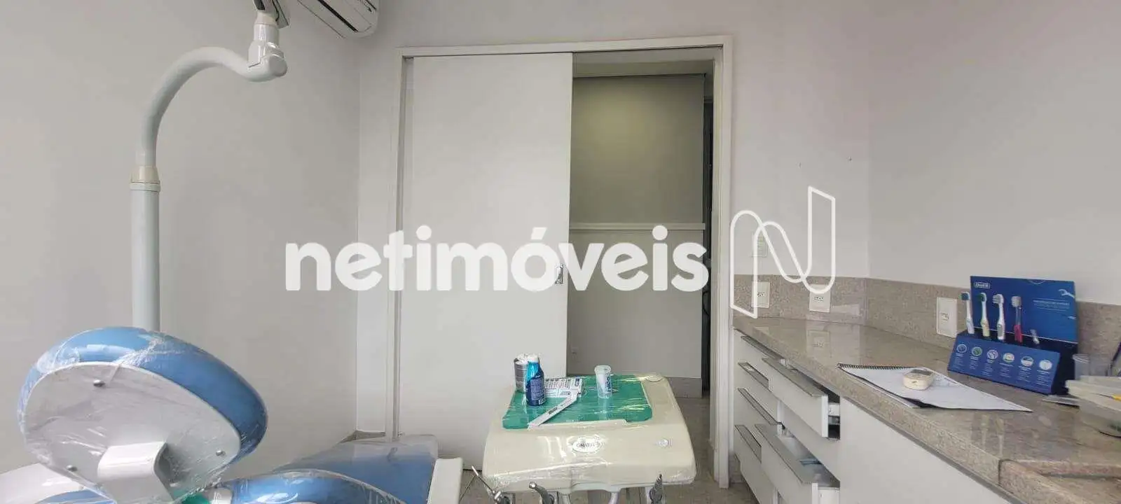 Andar-pilotis para comprar com 120 m², 3 vagas em Rua Tenente Brito Melo, Santo Agostinho, Belo Horizonte