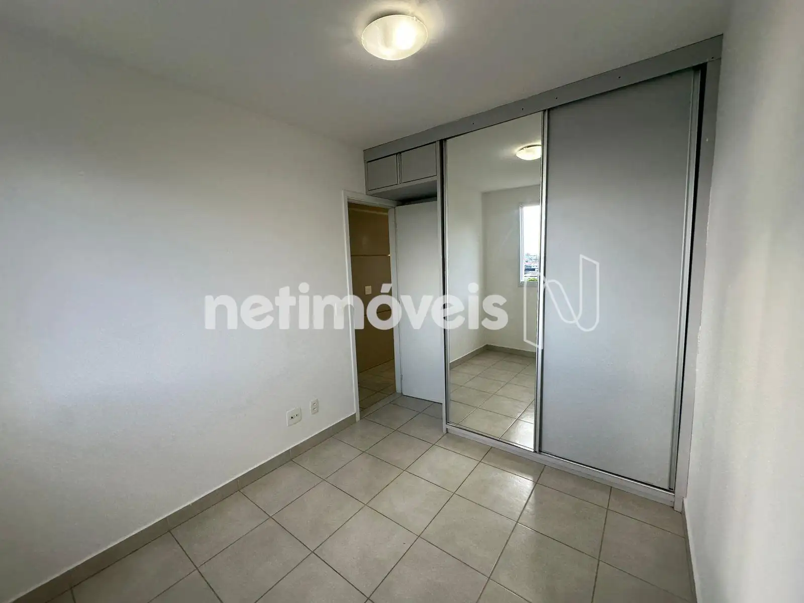 quarto com armarios