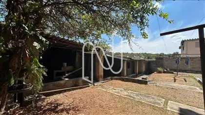 Área externa com salão de festas 
