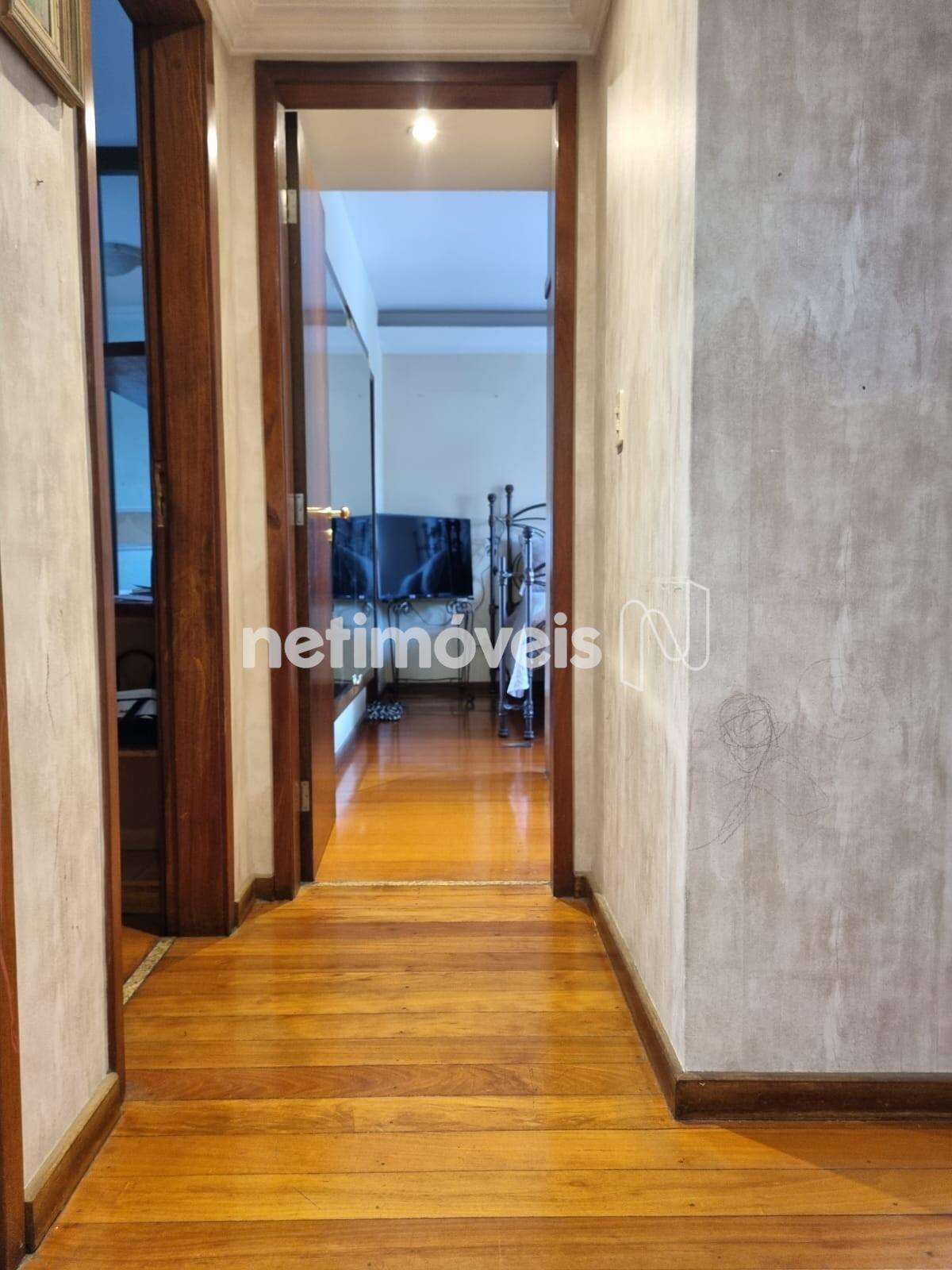 Piso corredor 
