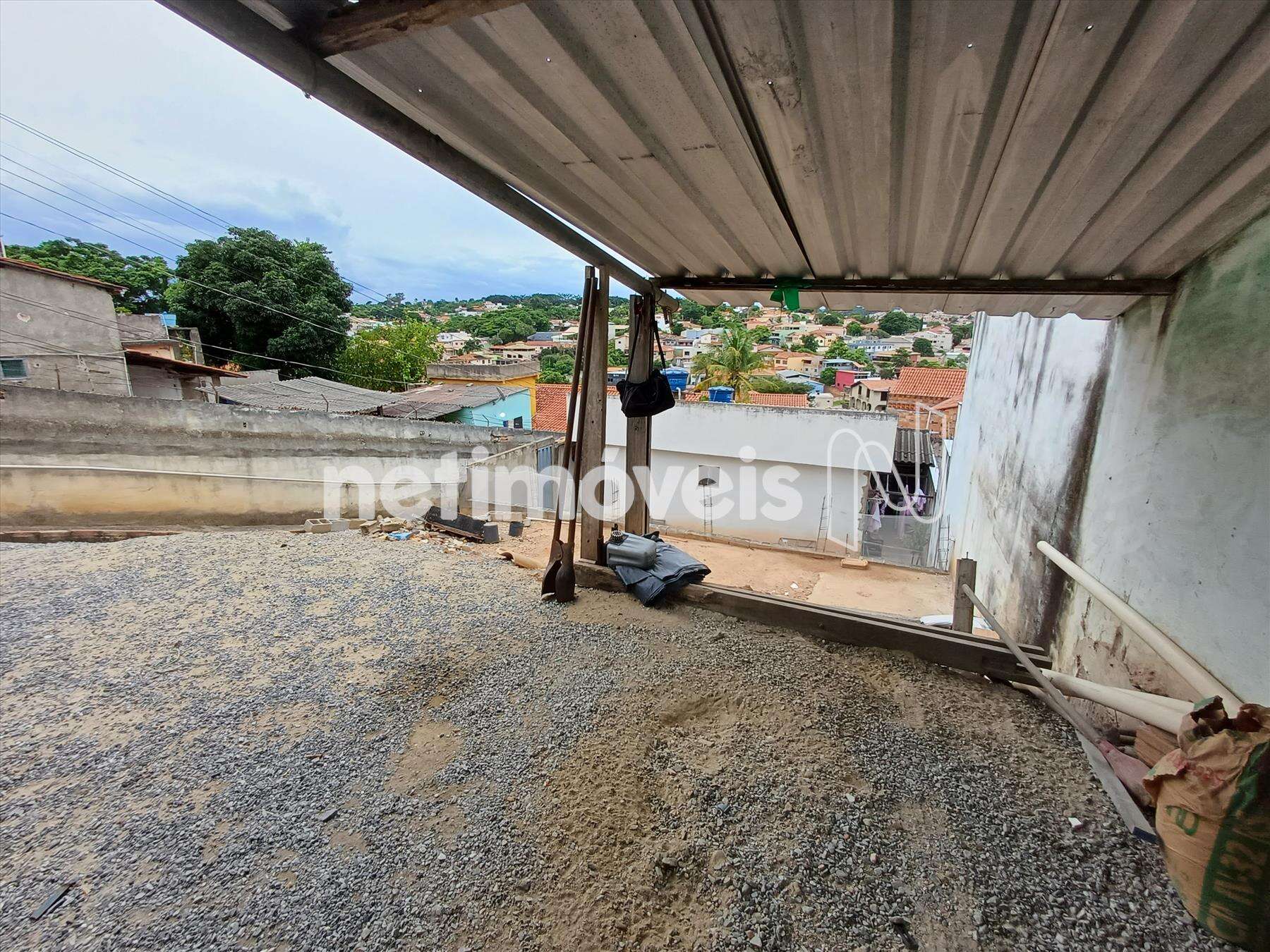 Garagem coberta