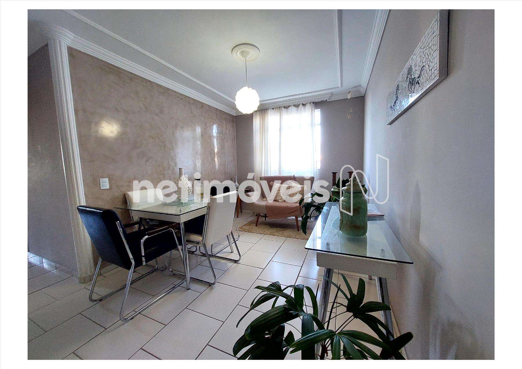 Sala para 02 Ambientes