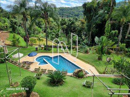 Vista panorâmica magnífica da área de lazer