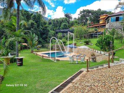 Área de Lazer completa com piscina aquecida