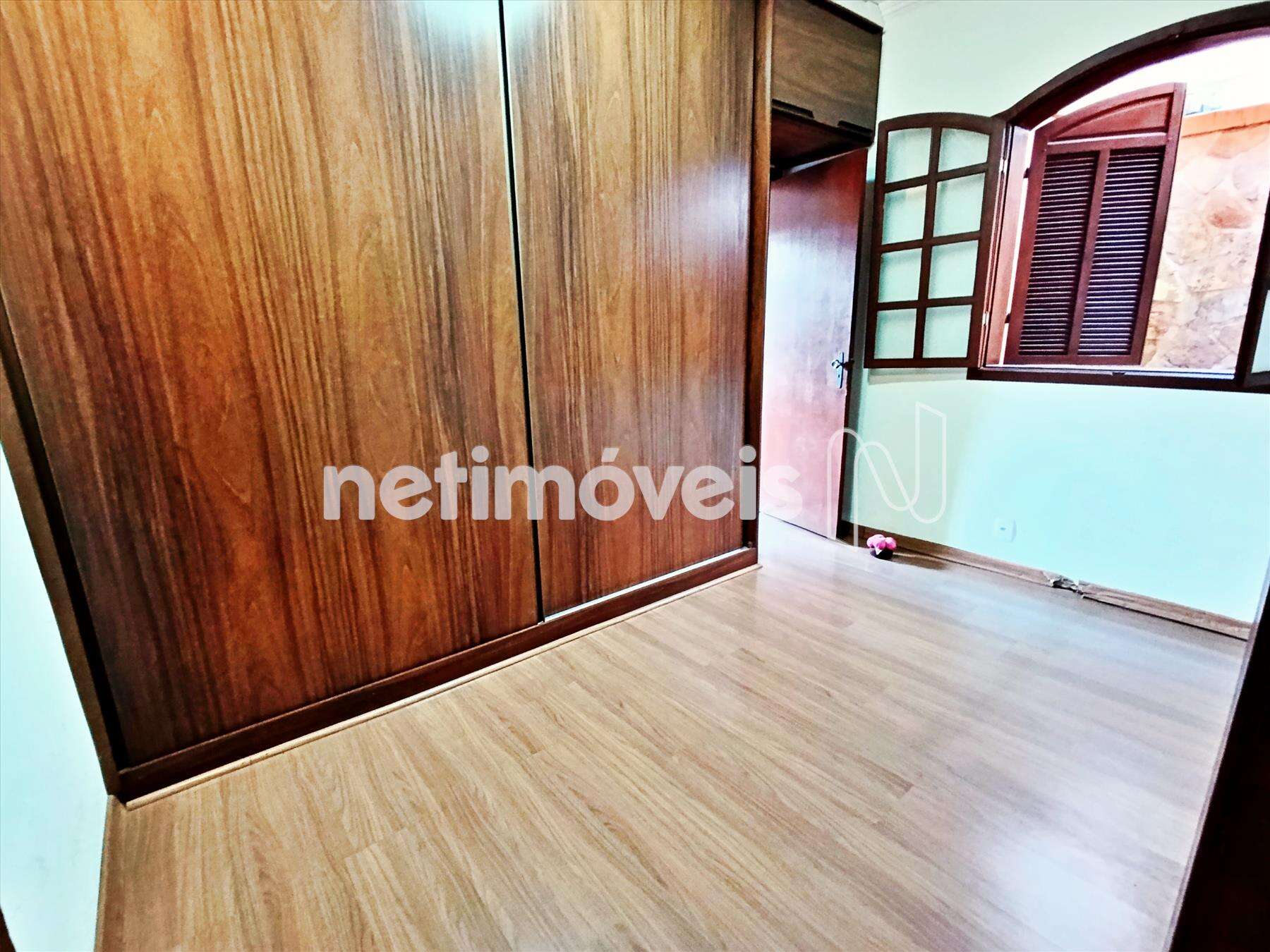 Closet do quarto suíte