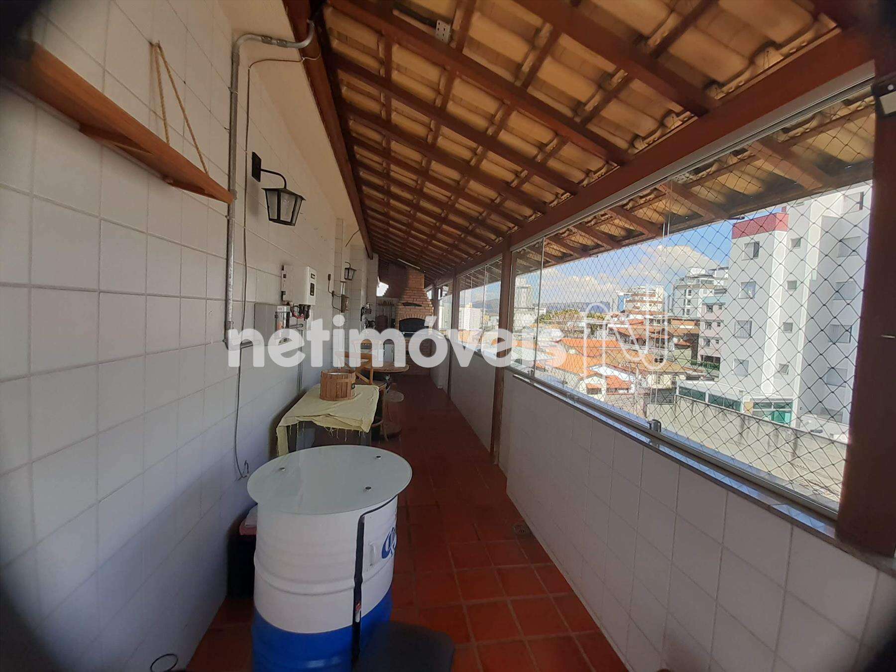 Espaço gourmet com fechamento vidro blindex 