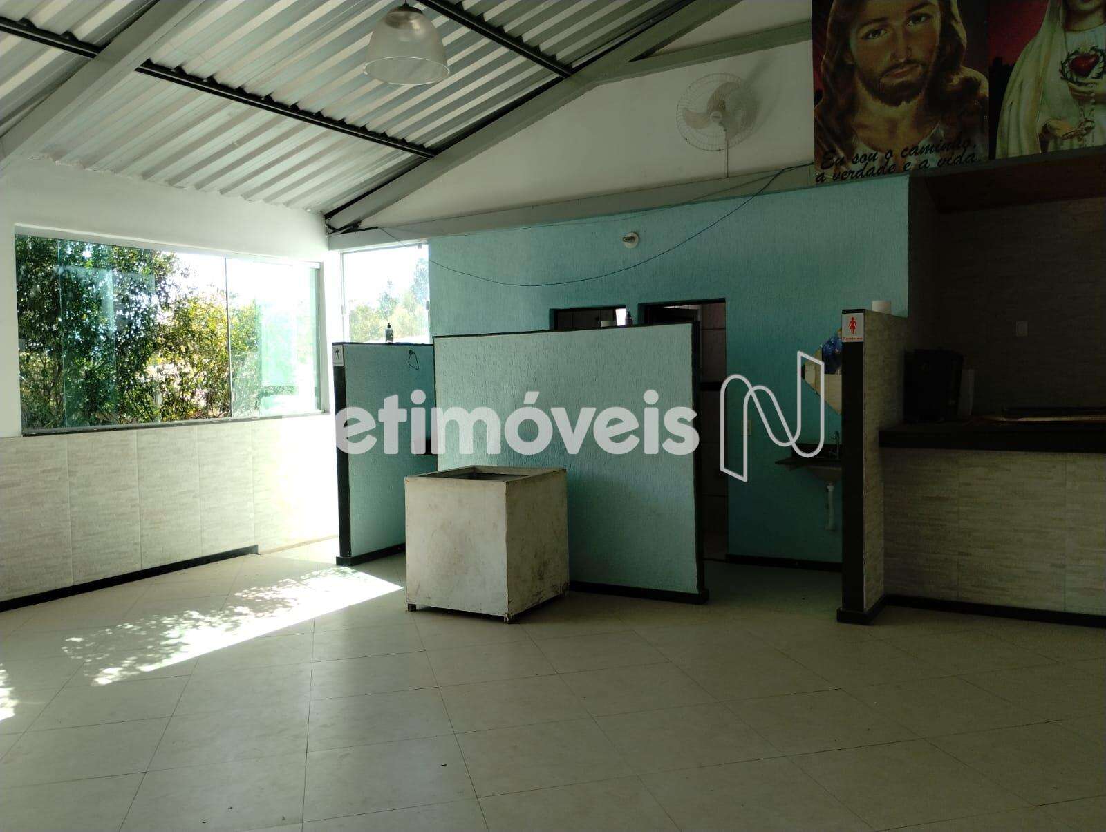 Vista banhos salão de festa