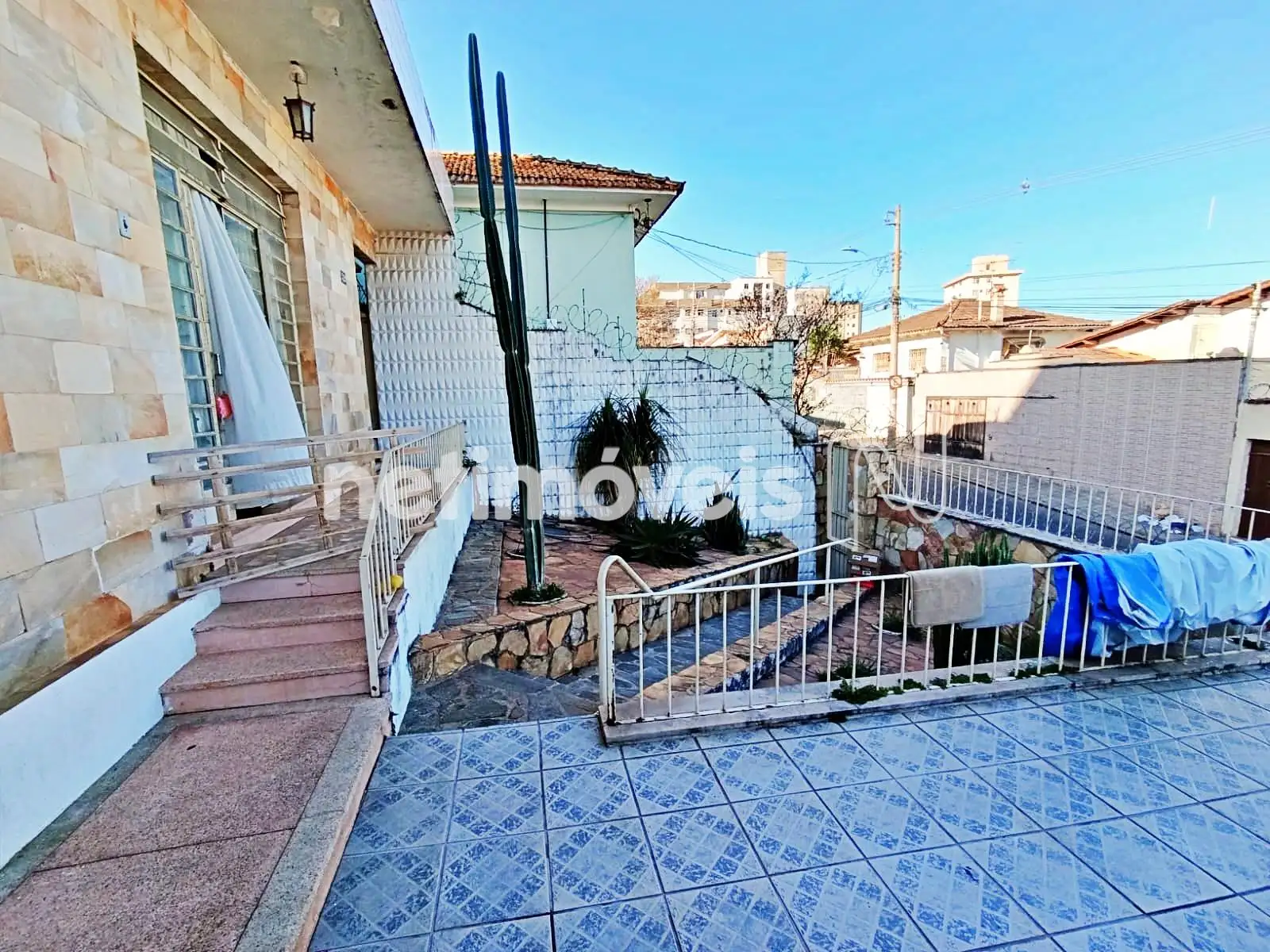 Área externa frontal