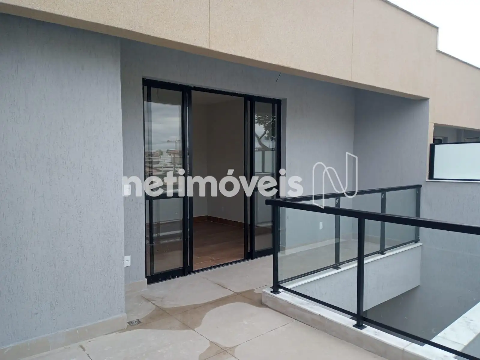 Porta Saída Quarto Suíte