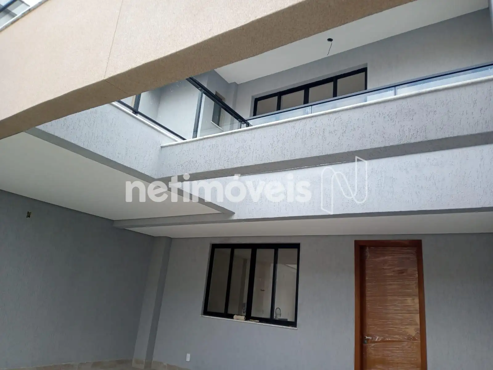 Vista Parte Inferior e Superior Casa