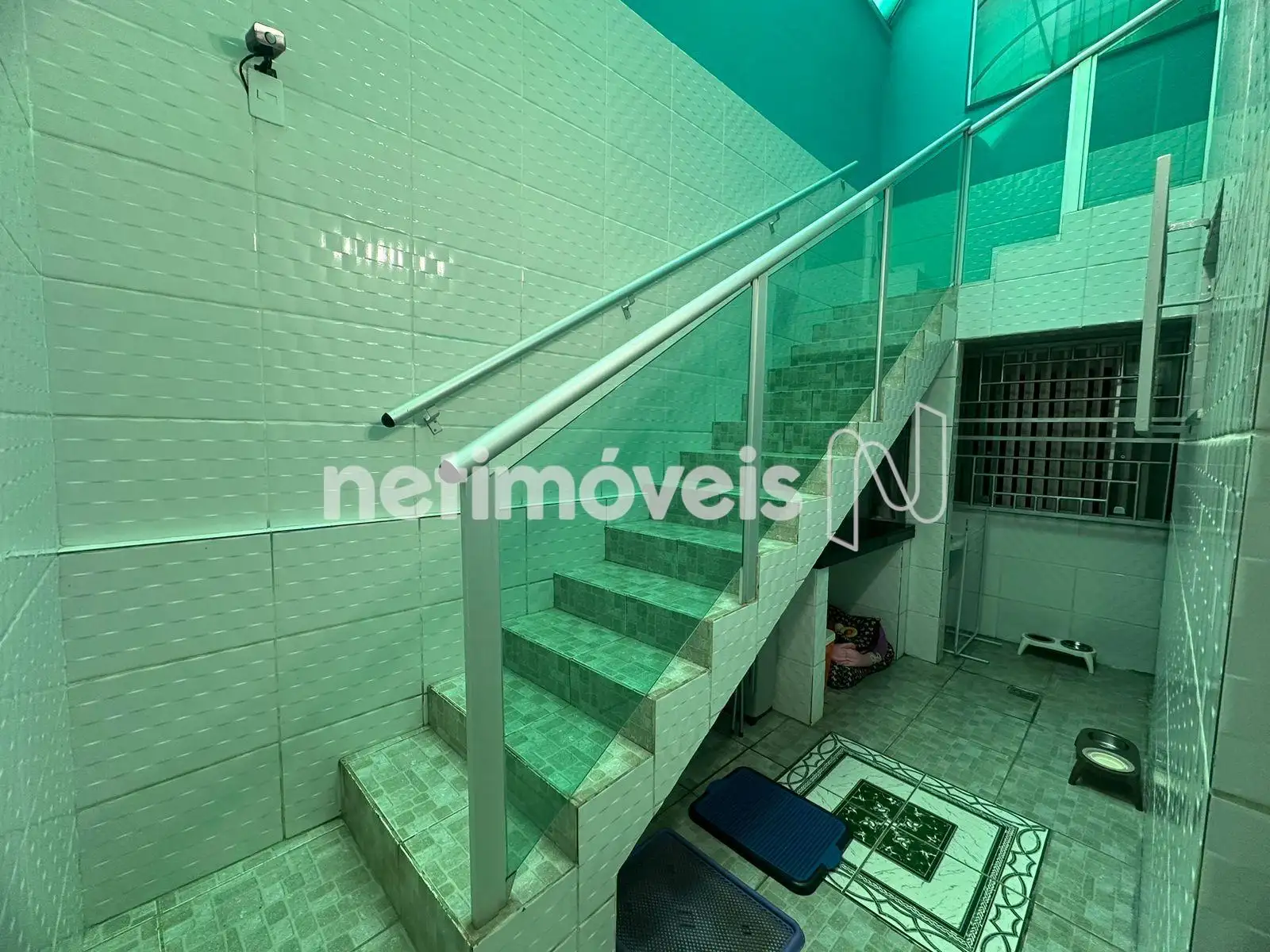 Escada para segundo pavimento