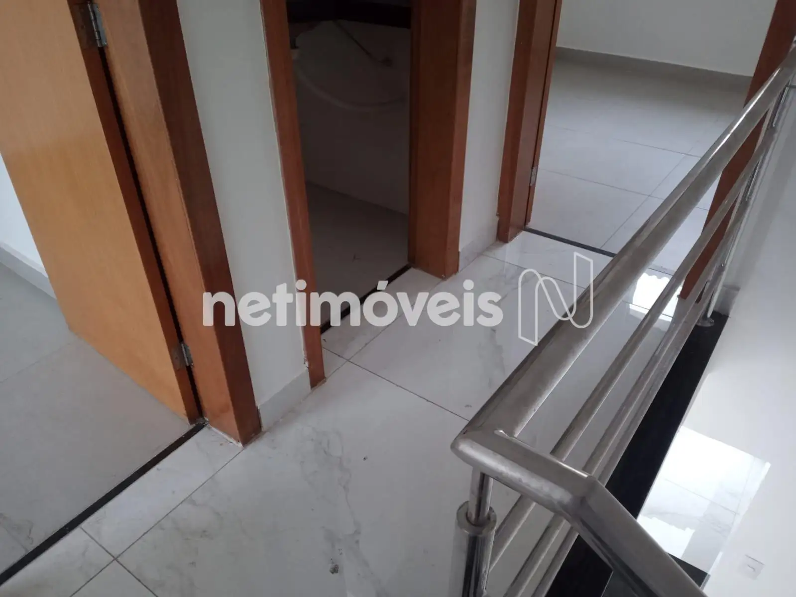 Entrada Quartos e Banho Social