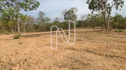 Fundos Terreno 