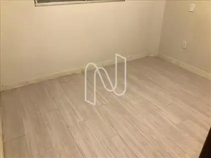Piso Quarto 03 