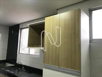 Teto e Armários cozinha 