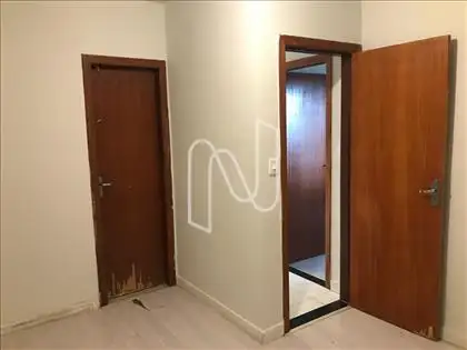 Porta e Suíte Quarto 03 
