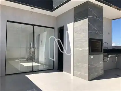 Vista Churrasqueira e porta Vidro