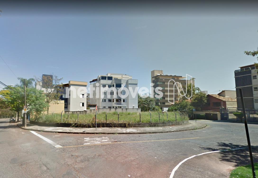 Vista lateral do lote