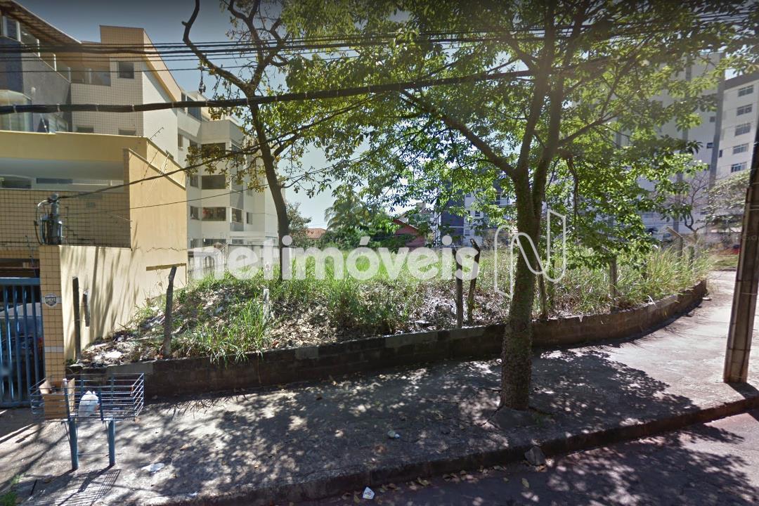 Vista lateral do lote