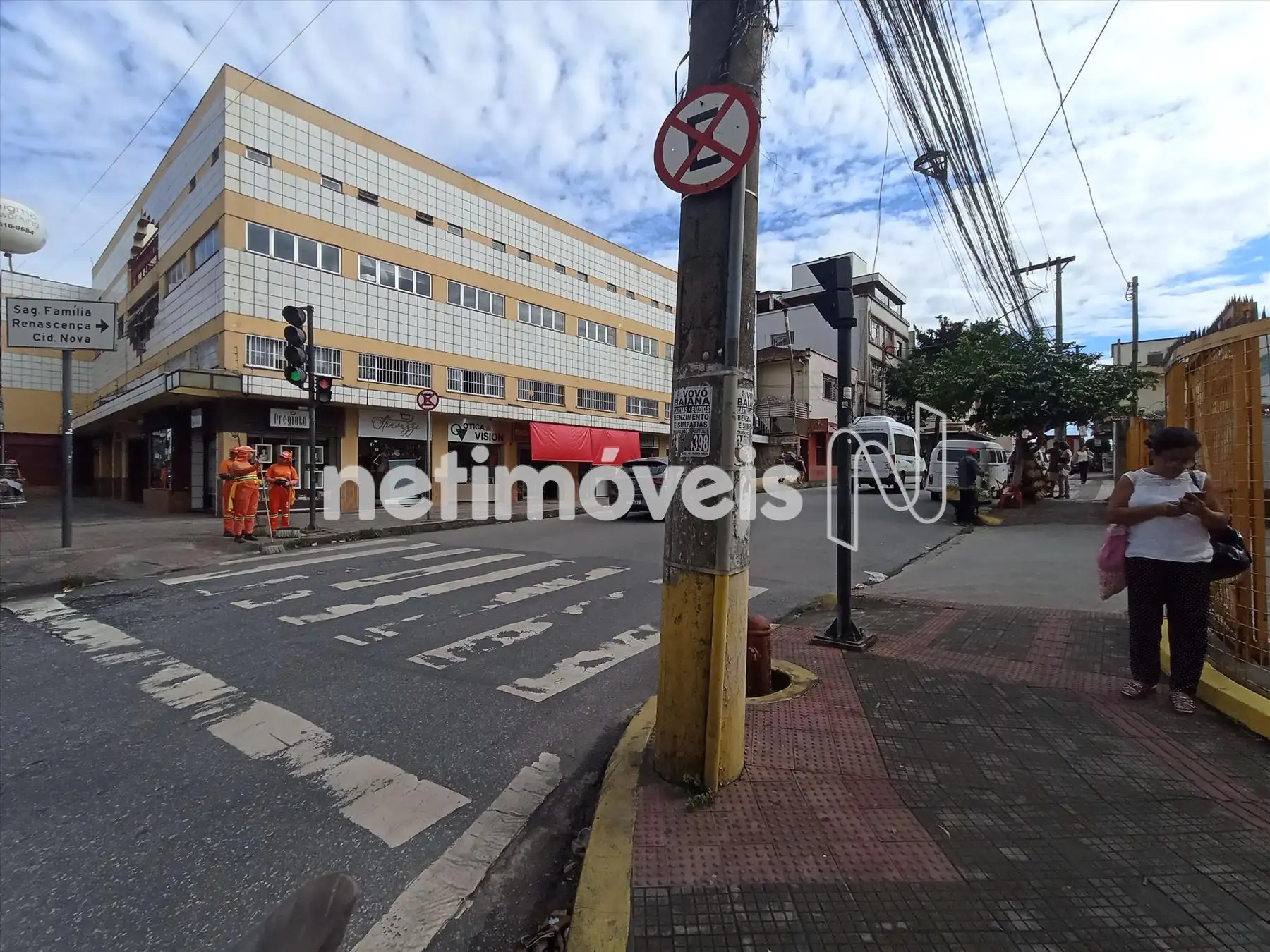 Vista do cruzamento em frente