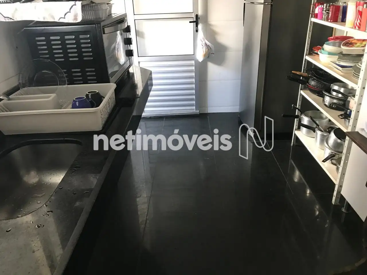 piso e bancada Cozinha