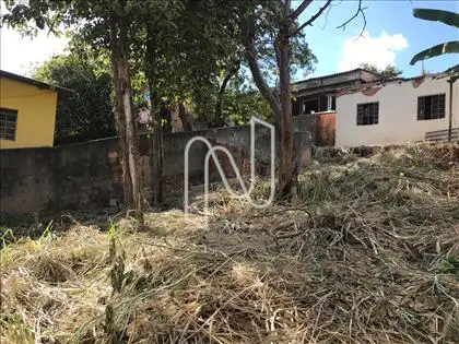 Lado Esquerdo Lote  