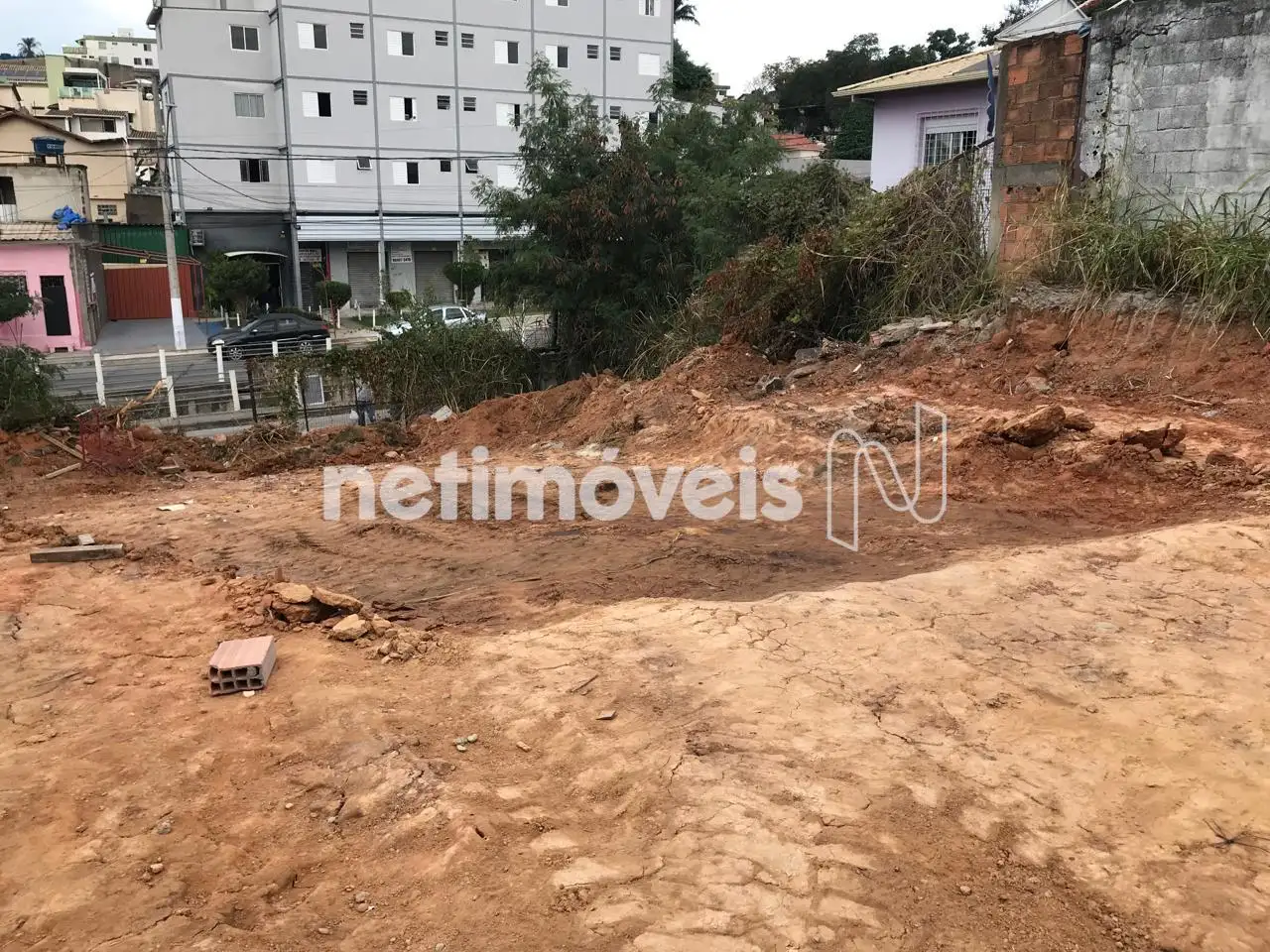 Terreno Lado direito