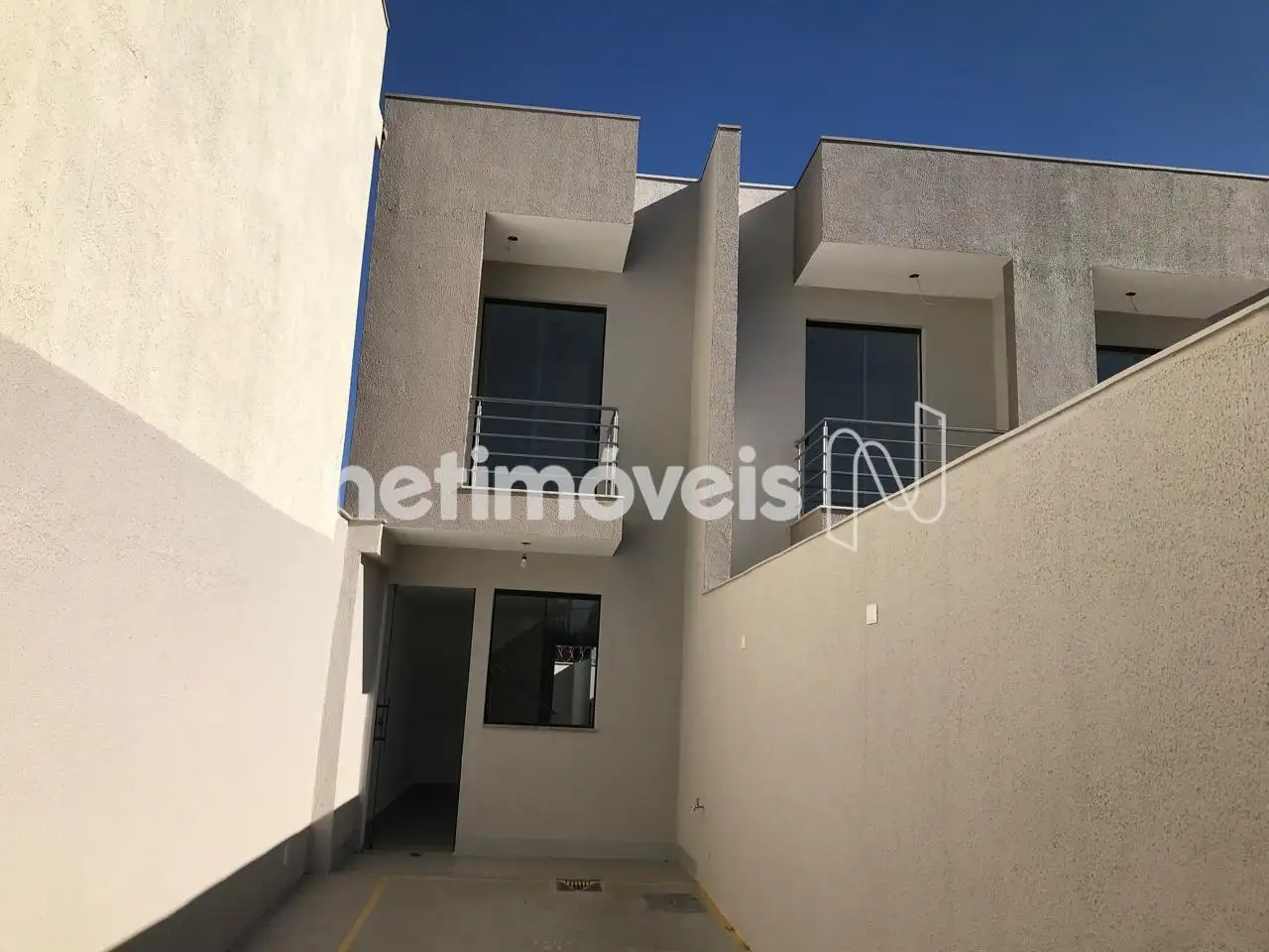 Vista Parte Inferior e Superior Casa