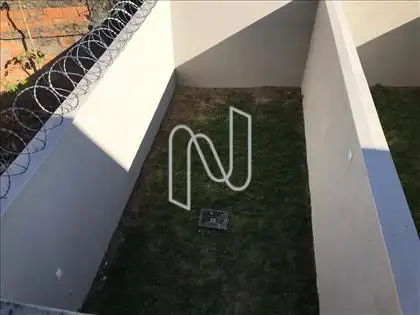 Vista área Livre Fundos 