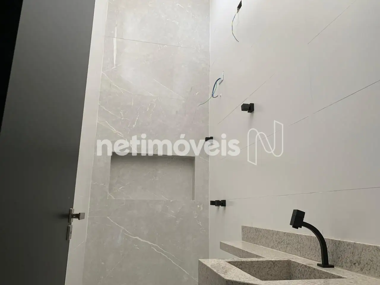 Pia e Nicho Banho Social