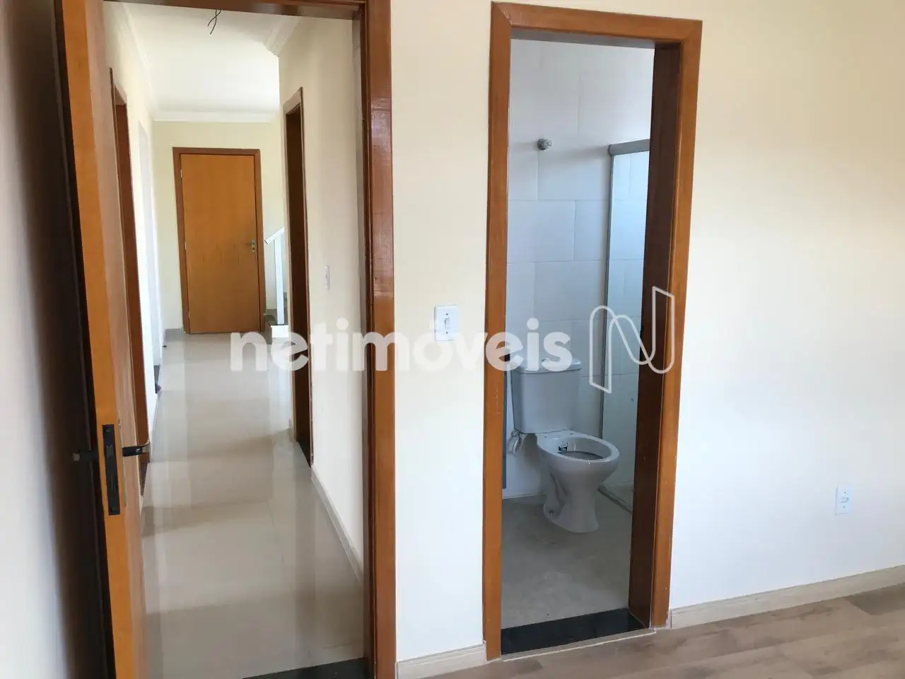 Entrada Quarto 03 e Banho Suíte 