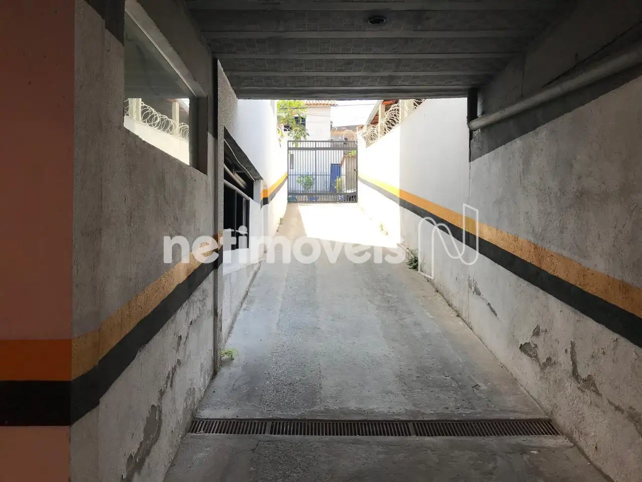 Entra e Saída Garagem