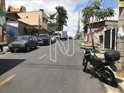 Rua Frente Prédio 
