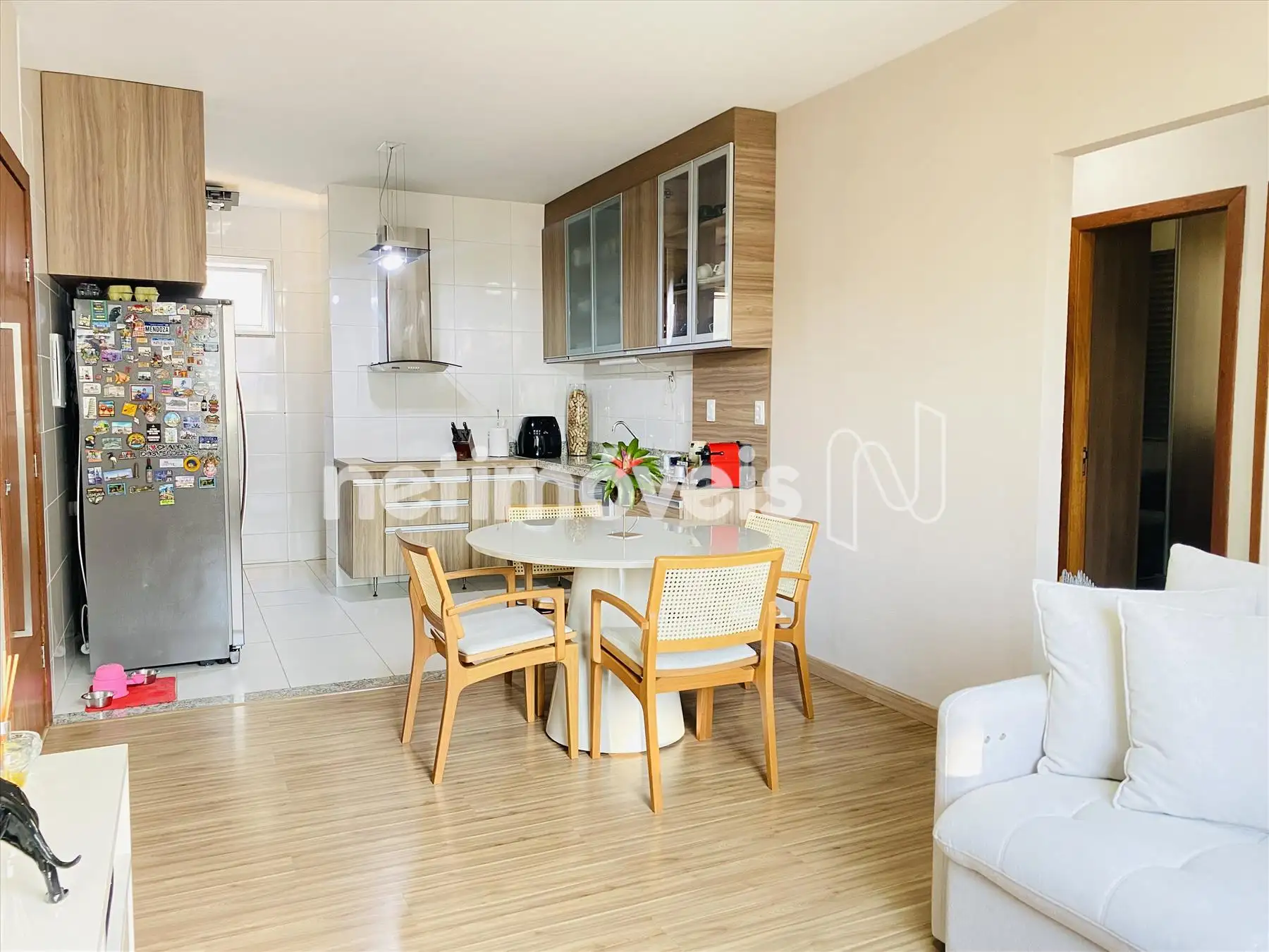 Sala e cozinha