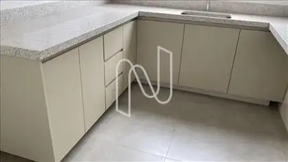  Cozinha com Armários